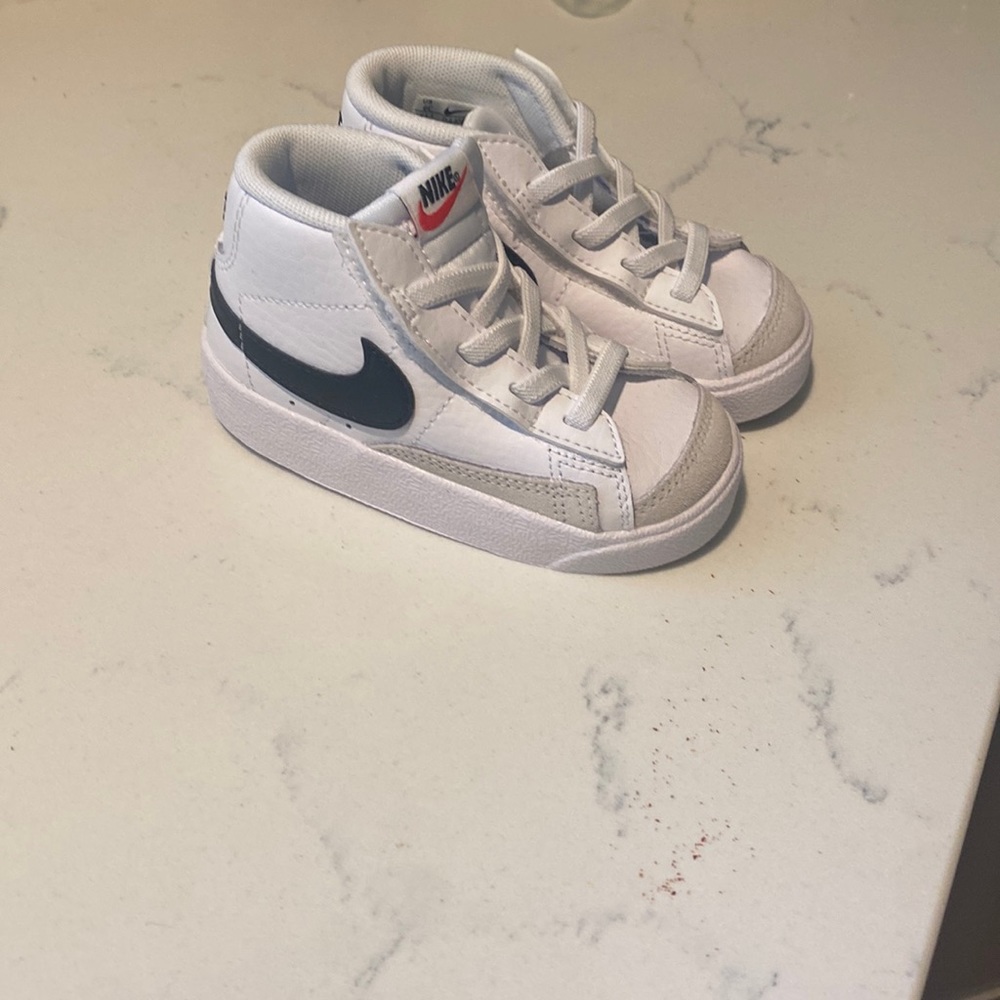 Nike blazer mid 77- toddler